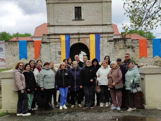 На Волині організували відпочинок для дружин і матерів загиблих героїв: подорож Тернопільщиною, екскурсії, душевні розмови та підтримка
