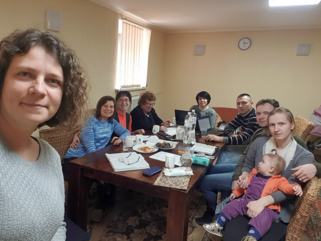 Розробка посібника жестової мови cover image